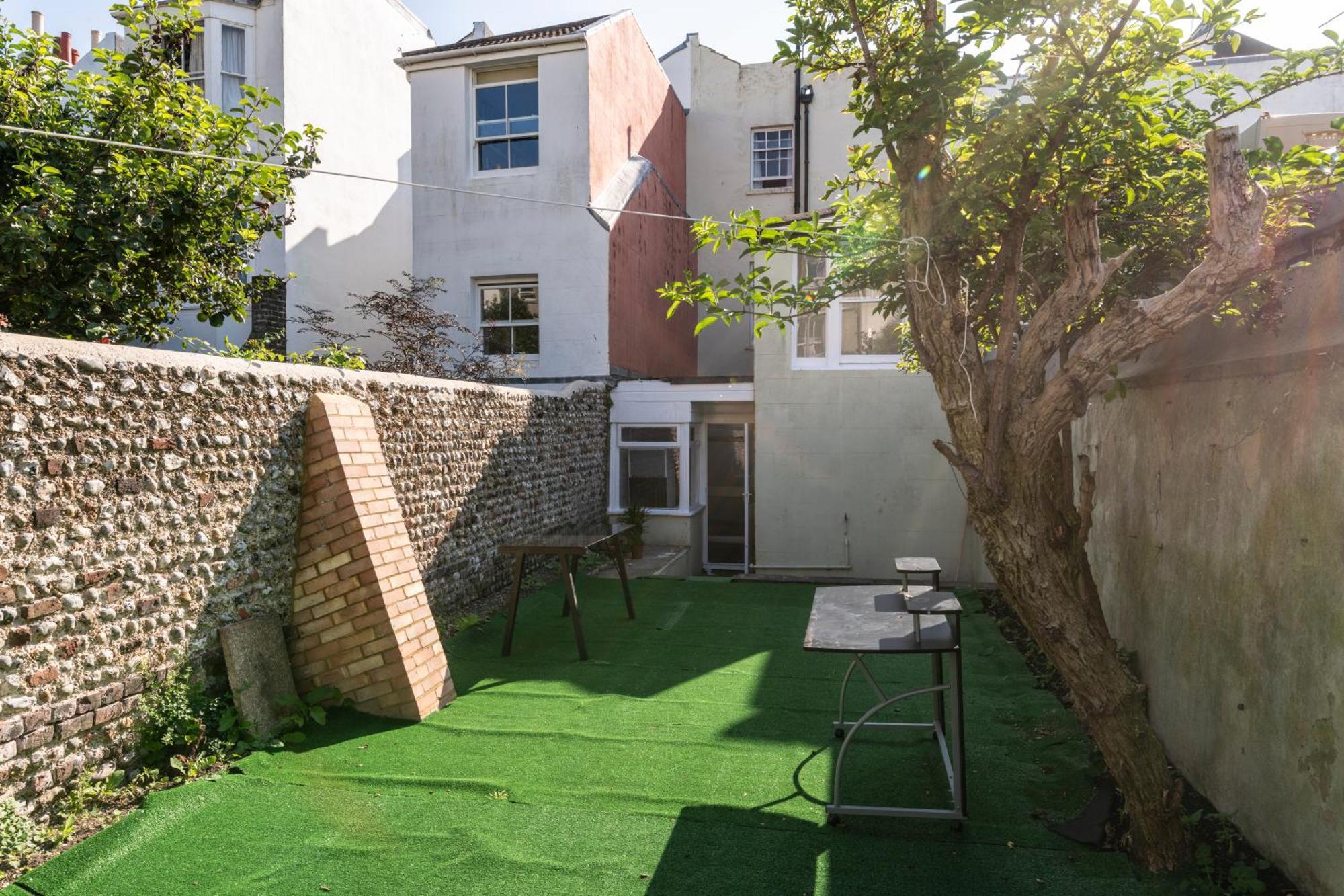 Quality Stay Rooms Hove Buitenkant foto